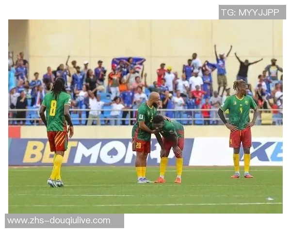 曼联冬窗首签锁定18岁新星法甲练级背后藏玄机与伤愈买断计划